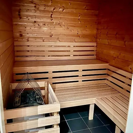 アパート Penthouse Tamino 10